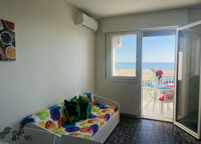 Lägenhet Beachfront Flat With View *