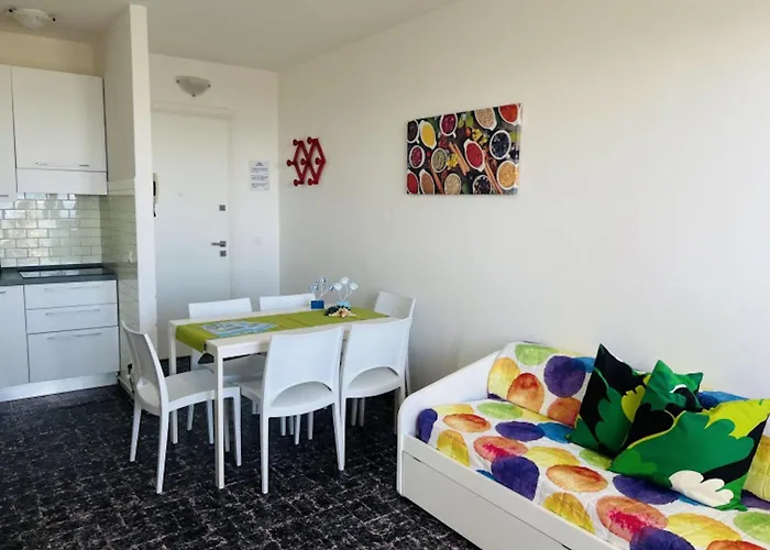 Beachfront Flat With View Lägenhet Bibione