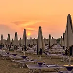 Beachfront Flat With View Apartment Bibione