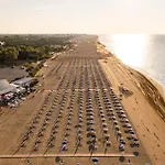 Apartment Beachfront Flat With View Bibione